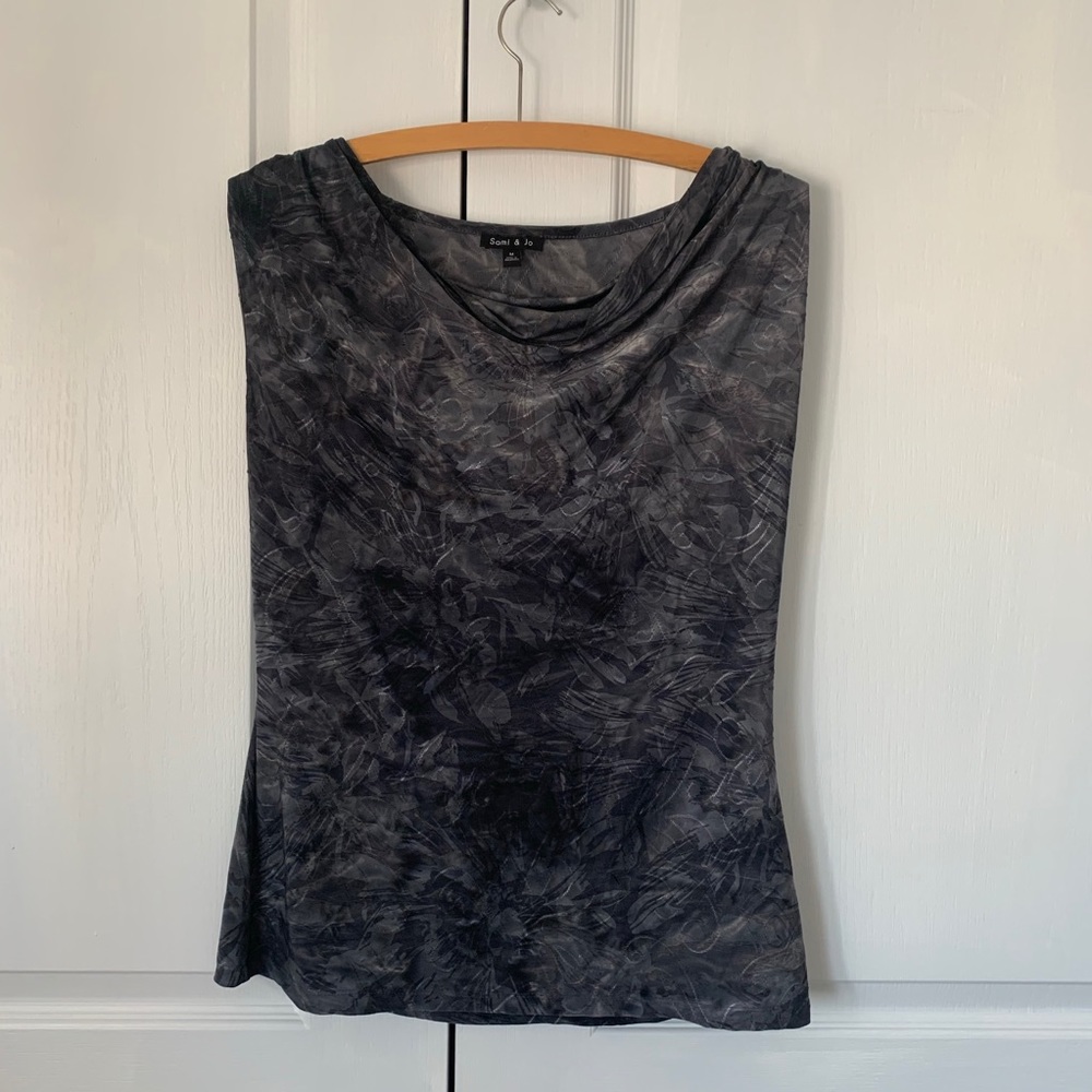 🌷2 for $20 Dress tank top